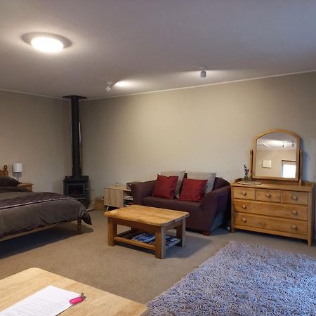 One Bedroom Country Cottage Motueka Extérieur photo
